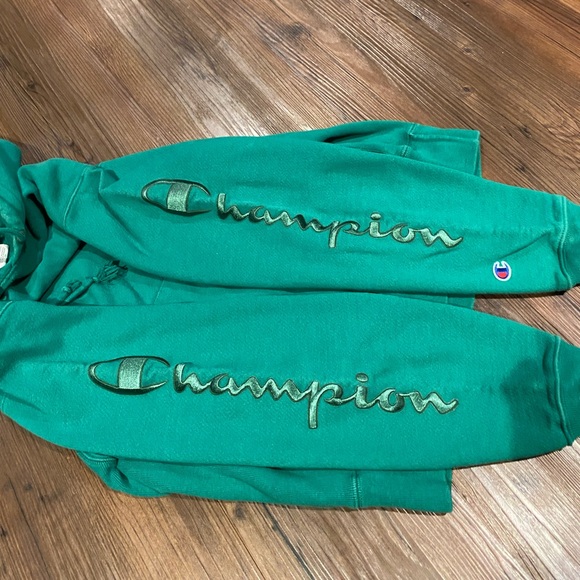 Limited Edition Champions Hoodie - Picture 3 of 4